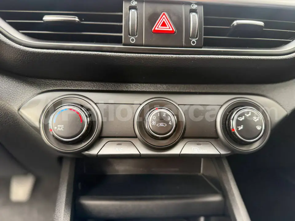 Foto 10 de Kia Cerato