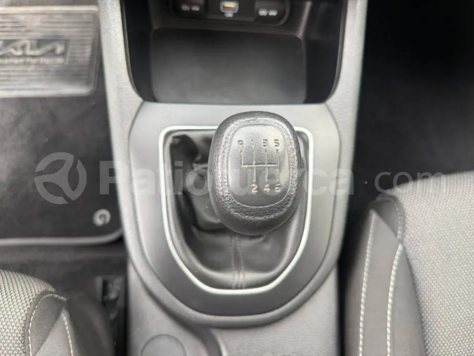 Foto 11 de Kia Cerato