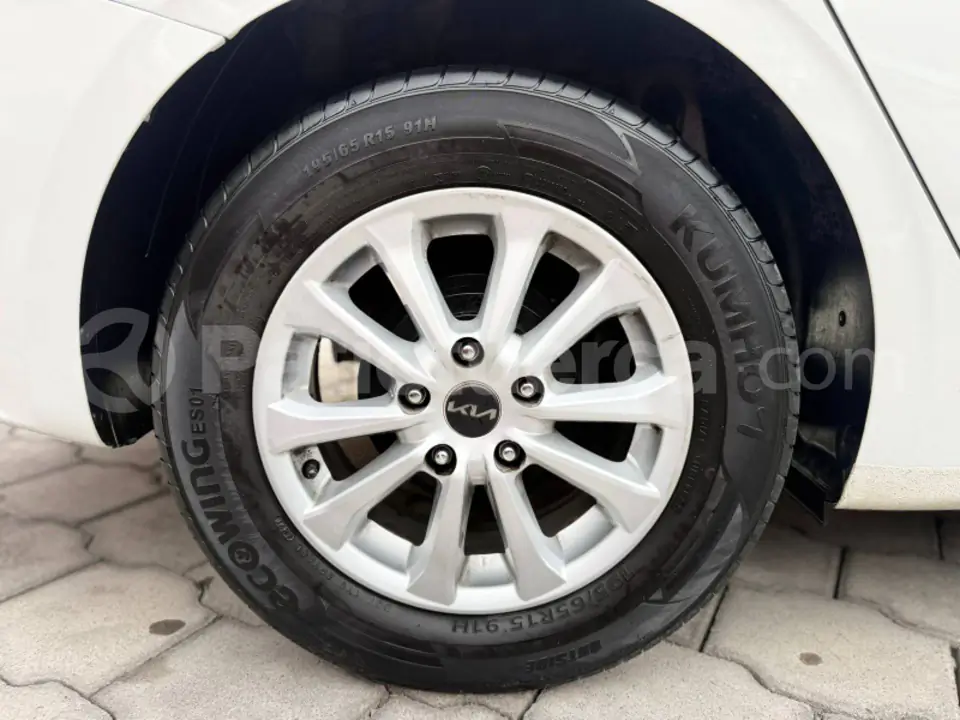 Foto 19 de Kia Cerato