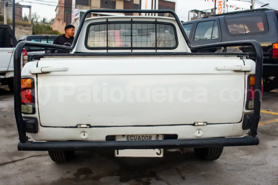 Foto 4 de Nissan 1200