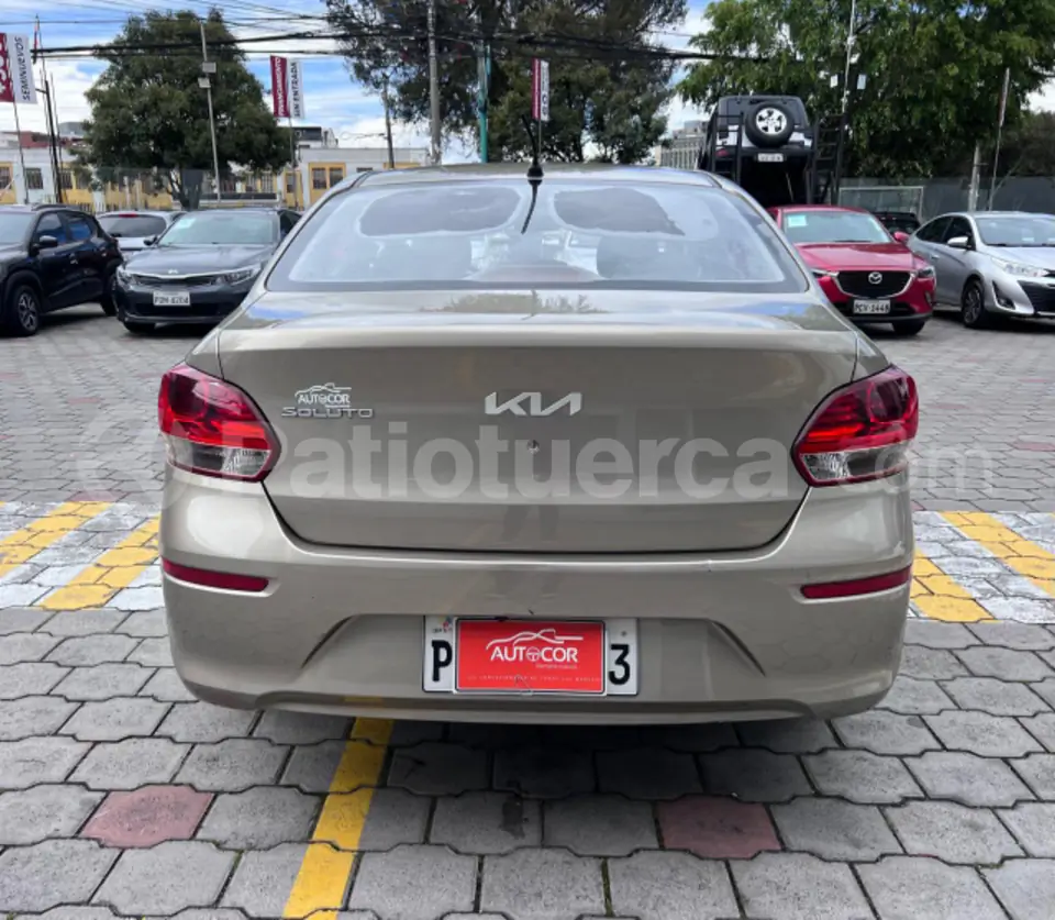 Foto 6 de Kia Soluto LX