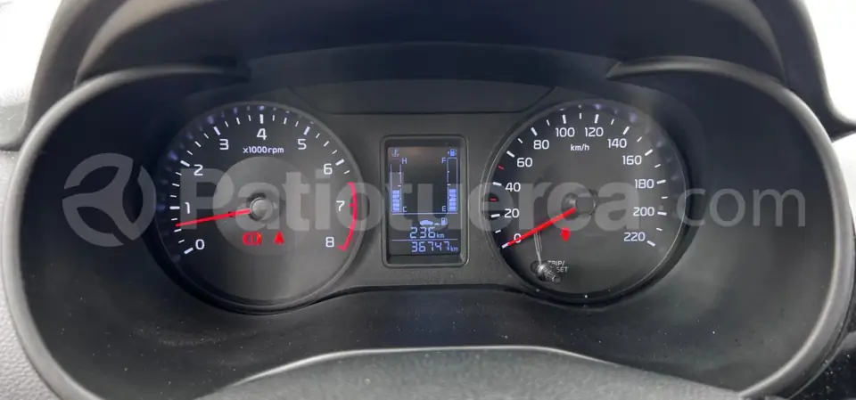 Foto 16 de Kia Soluto LX