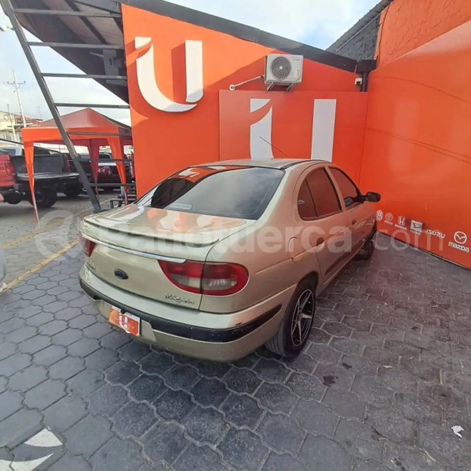 Foto 5 de Renault Megane