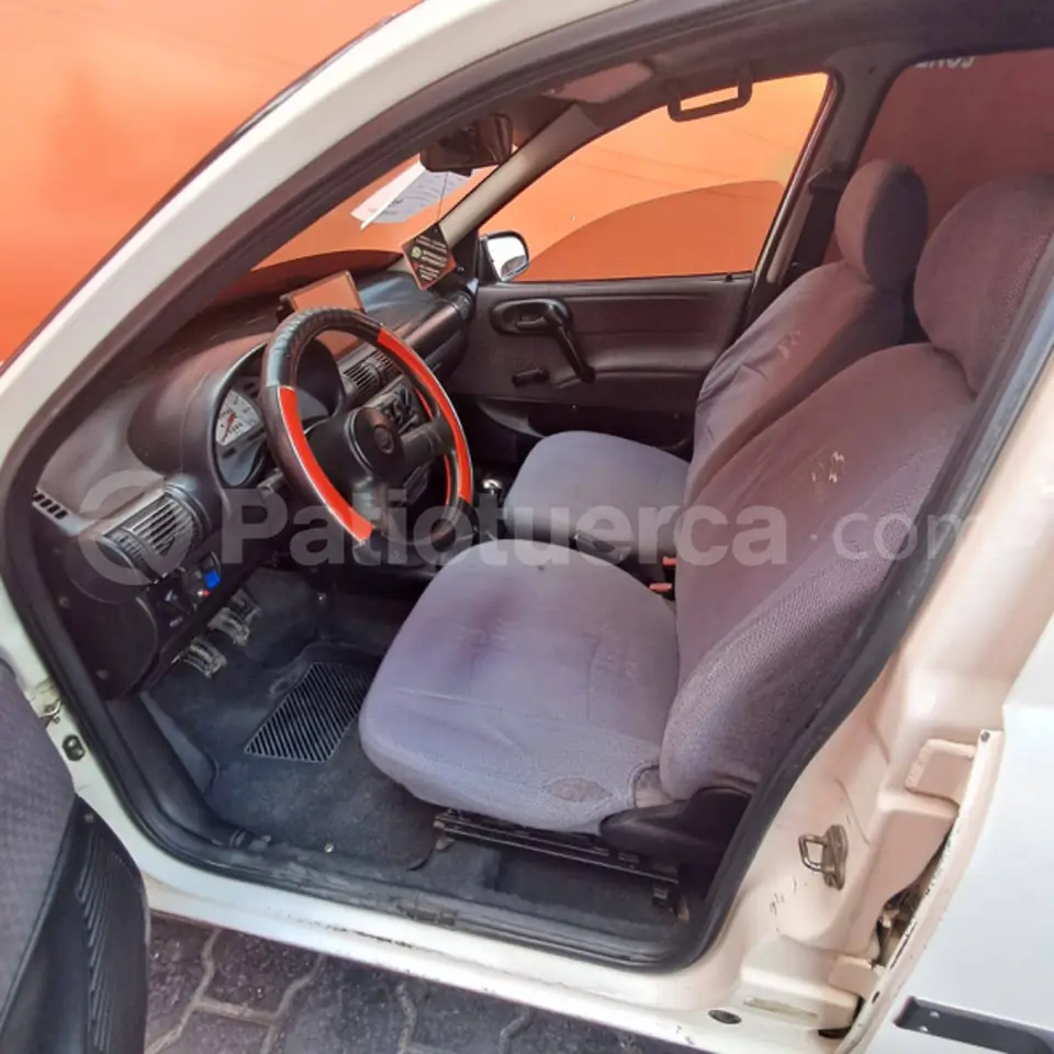 Foto 9 de Chevrolet Corsa