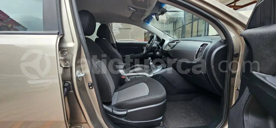 Foto 9 de Kia SPORTAGE GL