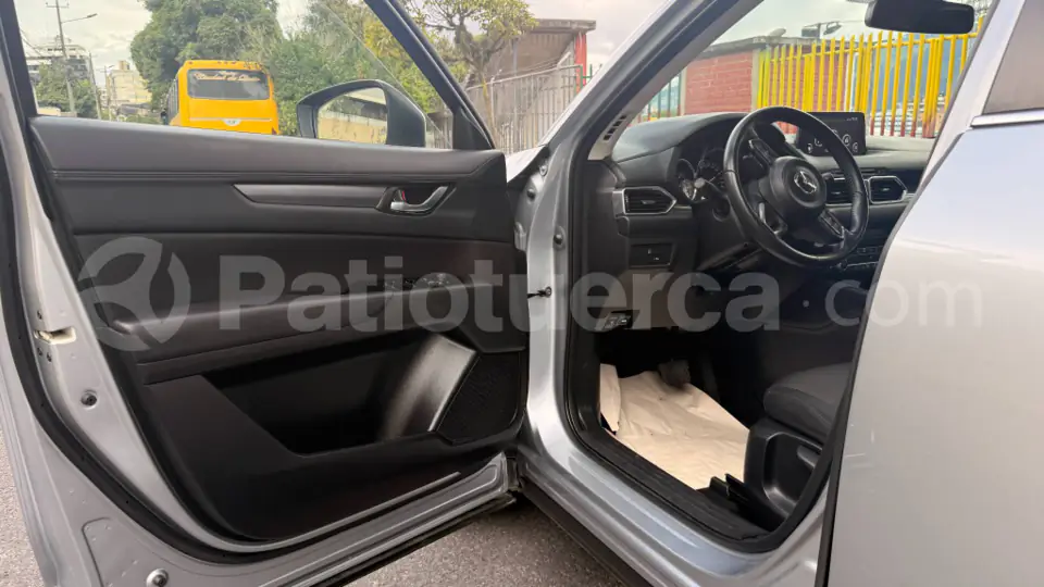 Foto 10 de Mazda CX- 5 CORE