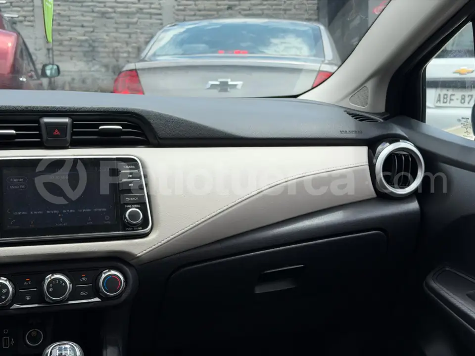 Foto 11 de Nissan Versa