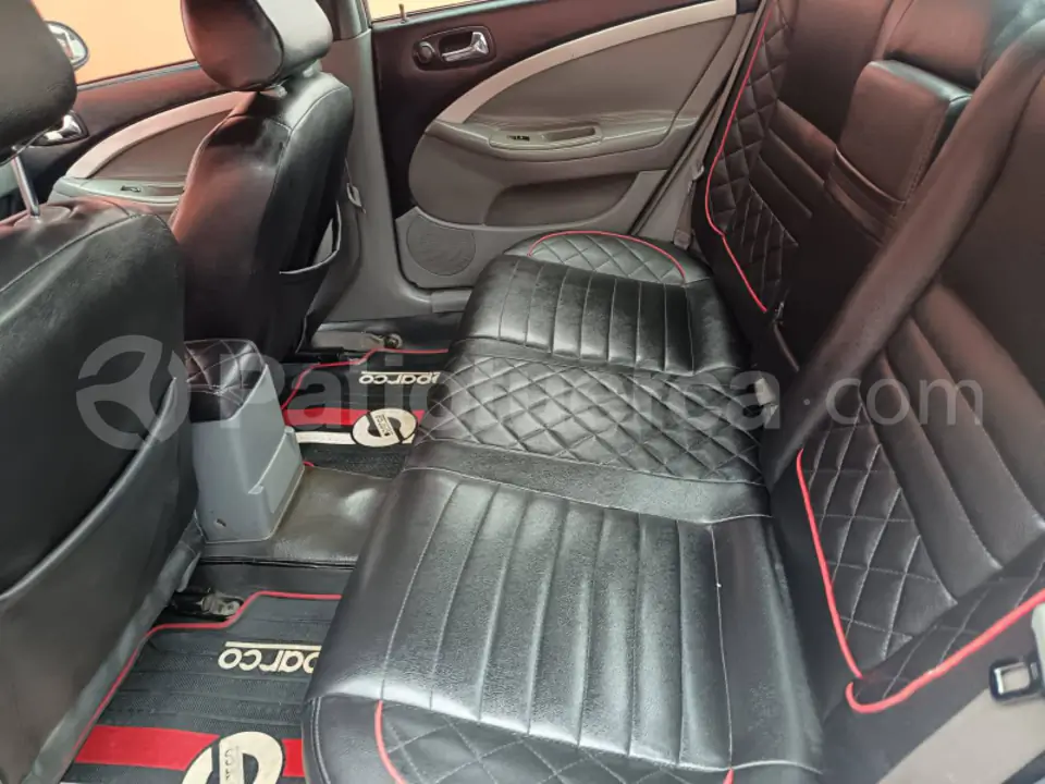 Foto 6 de Chevrolet Optra Advance