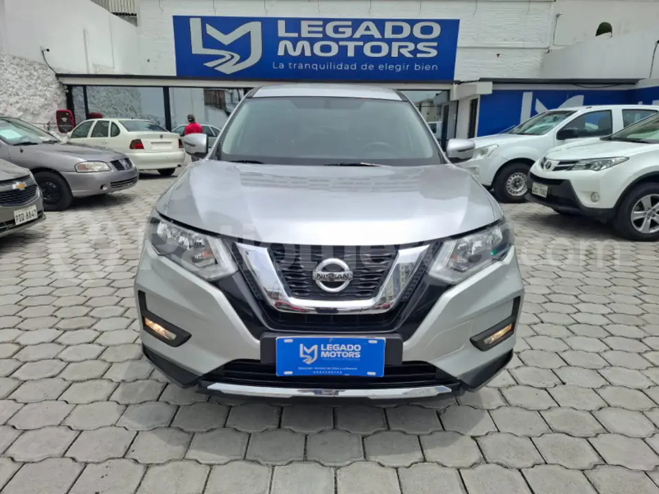 Foto 4 de Nissan XTRAIL SENSE