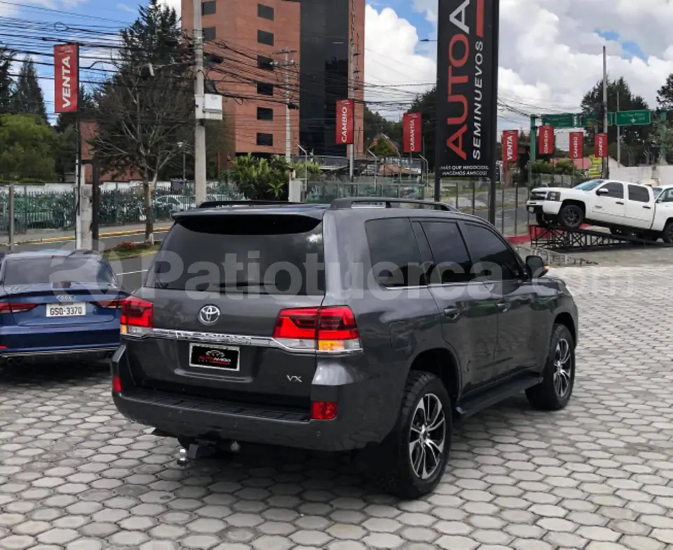 Foto 6 de Toyota Land Cruiser 200