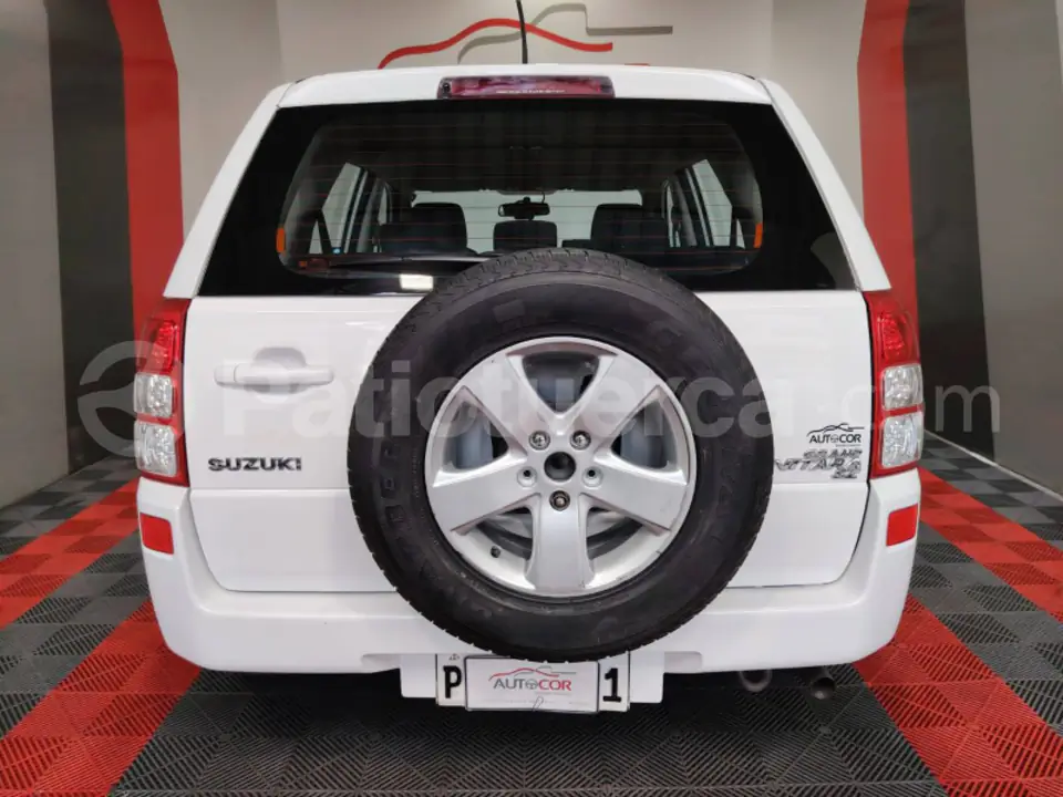 Foto 7 de Suzuki Grand Vitara SZ 2.4