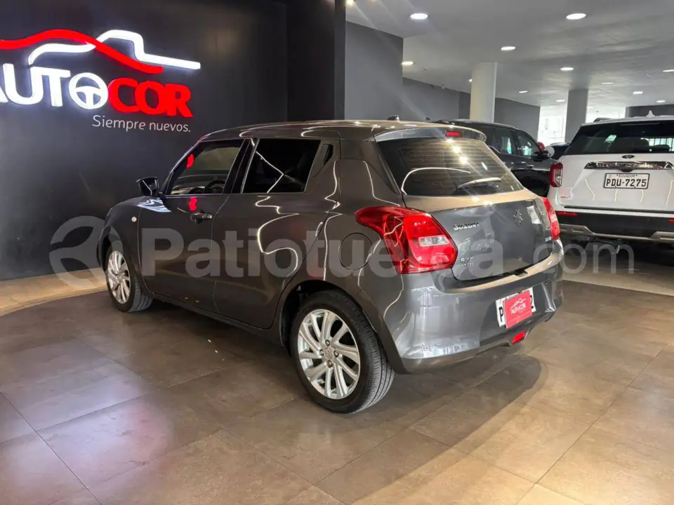 Foto 9 de Suzuki Swift