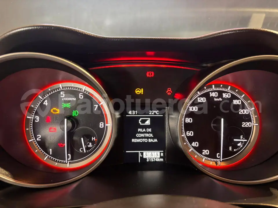 Foto 19 de Suzuki Swift