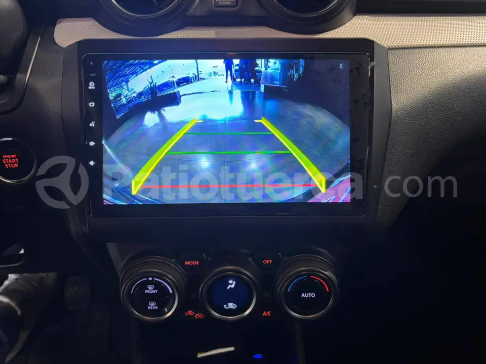 Foto 25 de Suzuki Swift