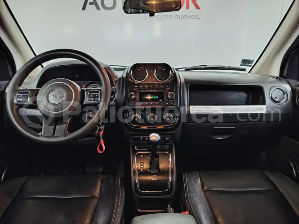 Foto 11 de Jeep Compass Sport