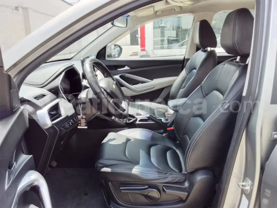 Foto 2 de Chevrolet CAPTIVA LT TURBO