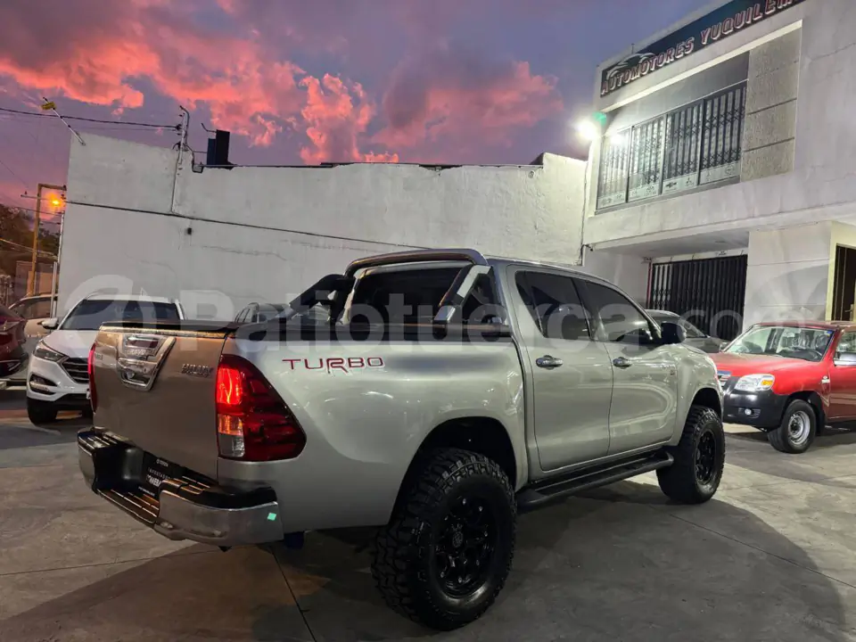 Foto 6 de Toyota NEW HILUX 2.4 CD 4X4