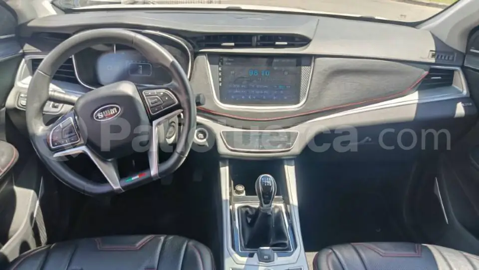 Foto 8 de Shineray SWM G01