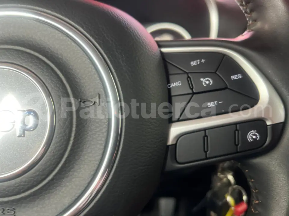 Foto 9 de Jeep Compass Sport