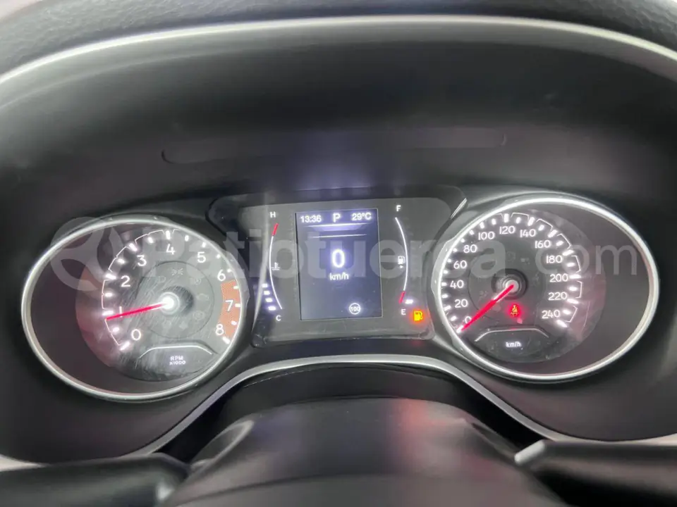 Foto 14 de Jeep Compass Sport