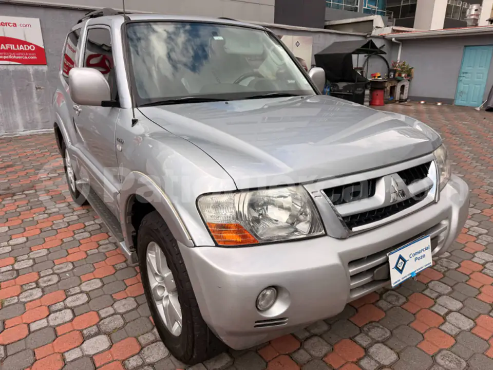 Foto 3 de Mitsubishi Montero Blister