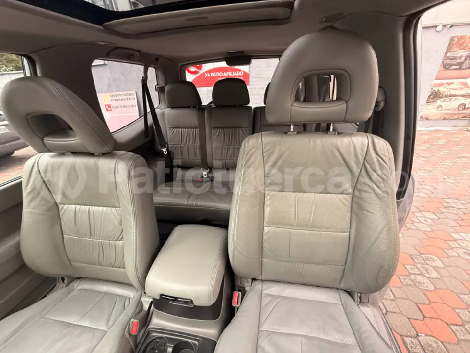 Foto 10 de Mitsubishi Montero Blister