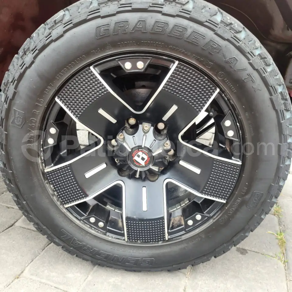 Foto 10 de Mazda BT-50 CS 4X2 RAUDA