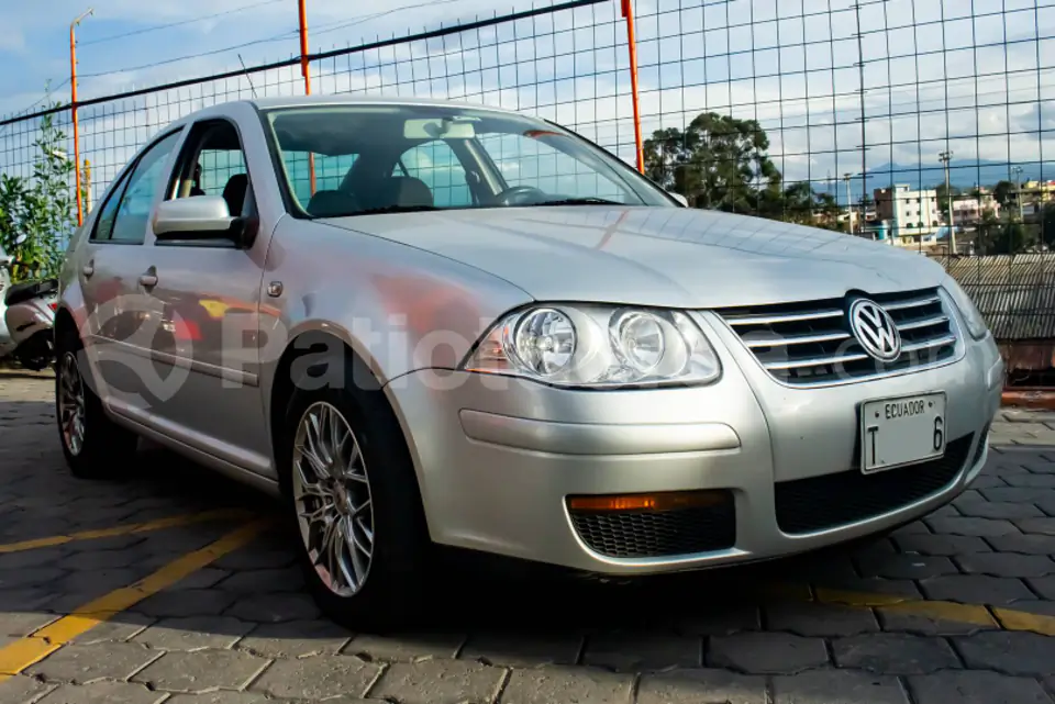 Foto 2 de Volkswagen Jetta Trendline TM