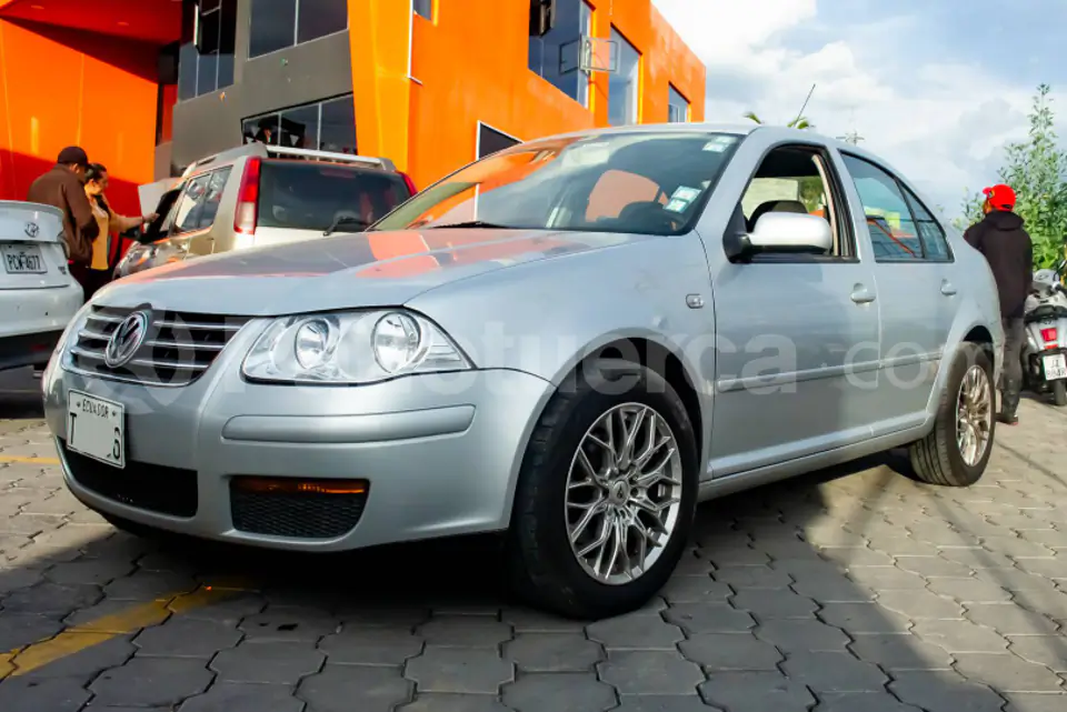 Foto 3 de Volkswagen Jetta Trendline TM