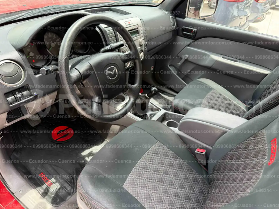 Foto 10 de Mazda BT-50 CD 4x2