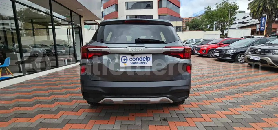 Foto 5 de Kia Seltos LX