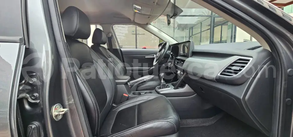 Foto 9 de Kia Seltos LX