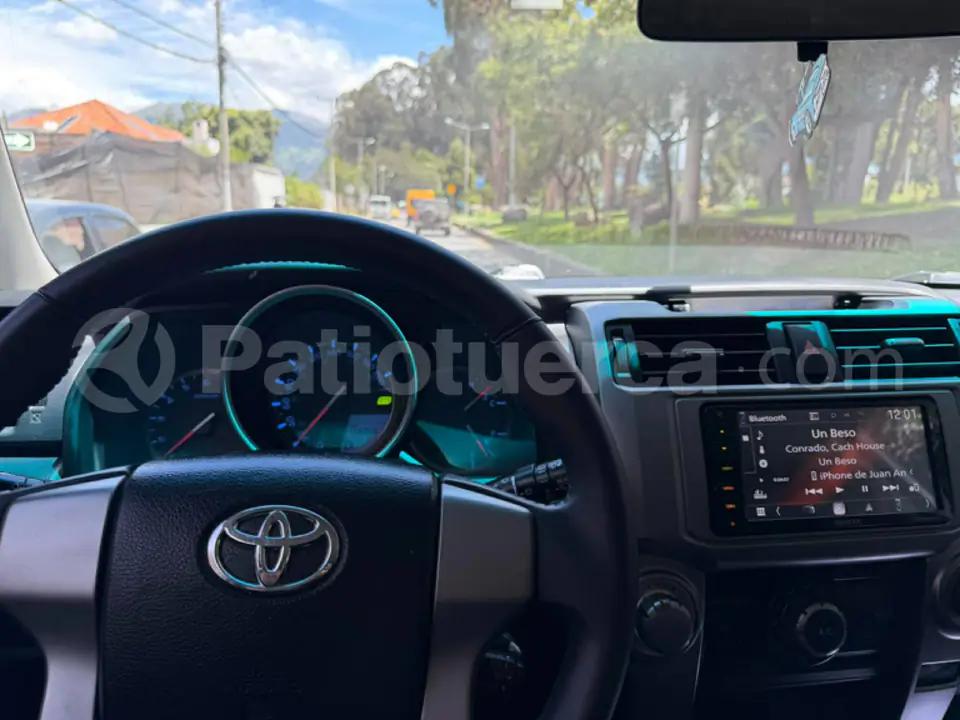 Foto 3 de Toyota 4Runner SR5