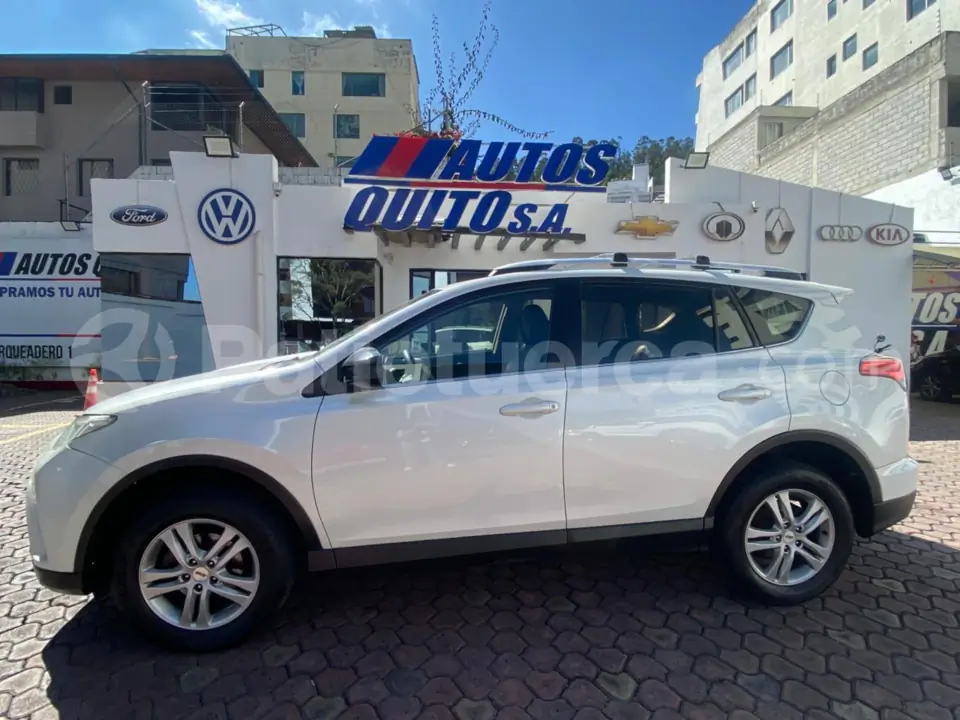 Foto 5 de Toyota NEW RAV 4