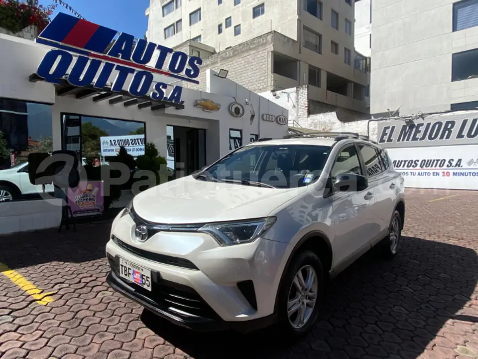 Foto 6 de Toyota NEW RAV 4