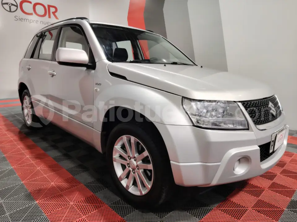 Foto 2 de Suzuki Grand Vitara SZ