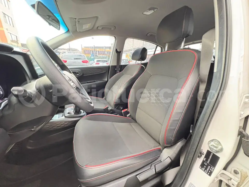 Foto 10 de Hyundai GRAND I10 GLS