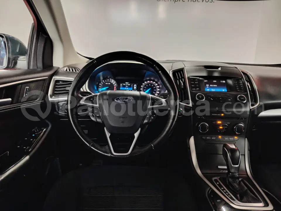 Foto 11 de Ford Edge