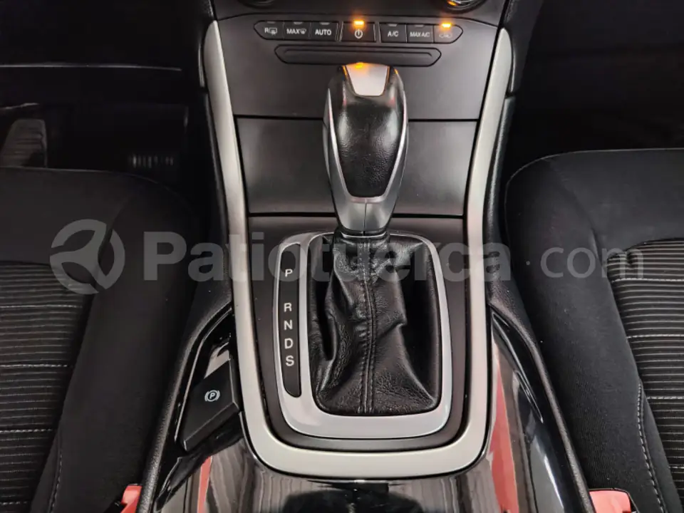 Foto 14 de Ford Edge