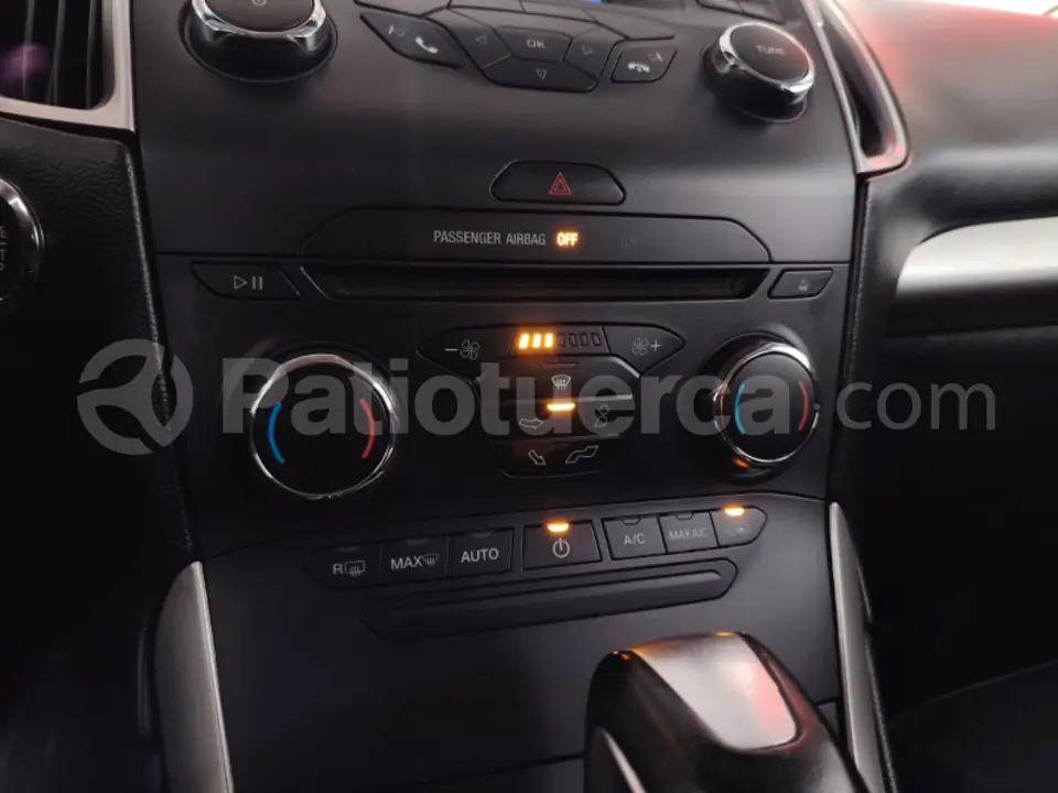 Foto 15 de Ford Edge