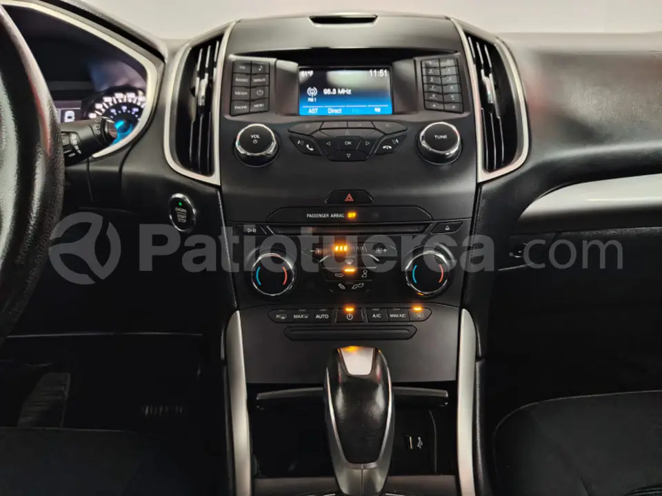 Foto 17 de Ford Edge