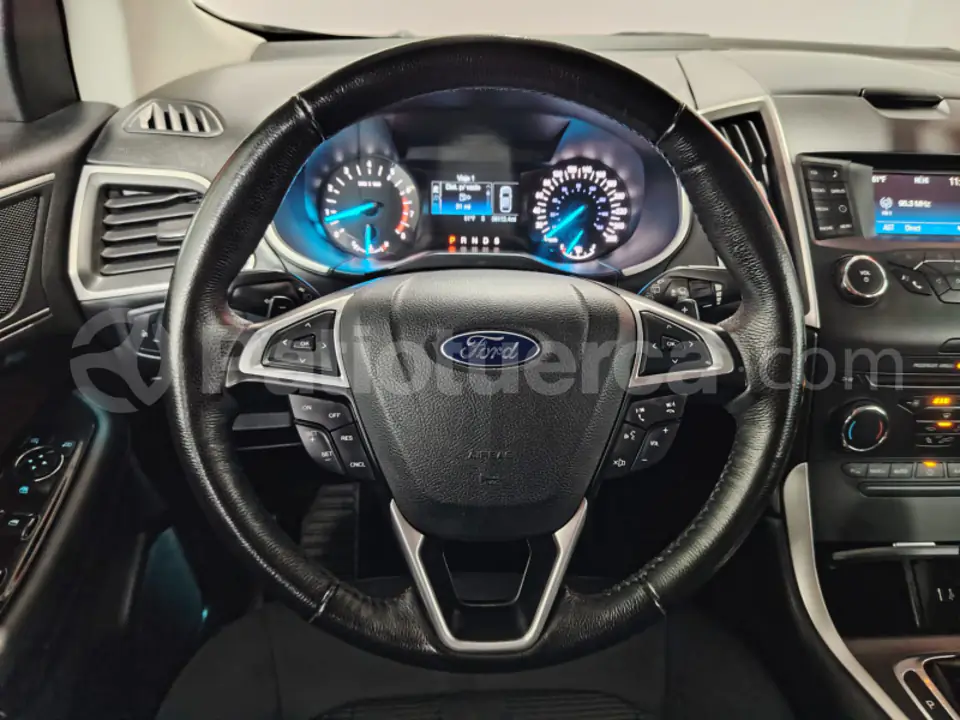 Foto 18 de Ford Edge