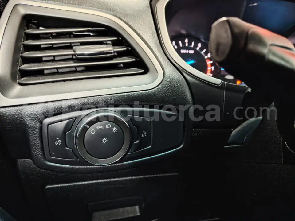 Foto 22 de Ford Edge