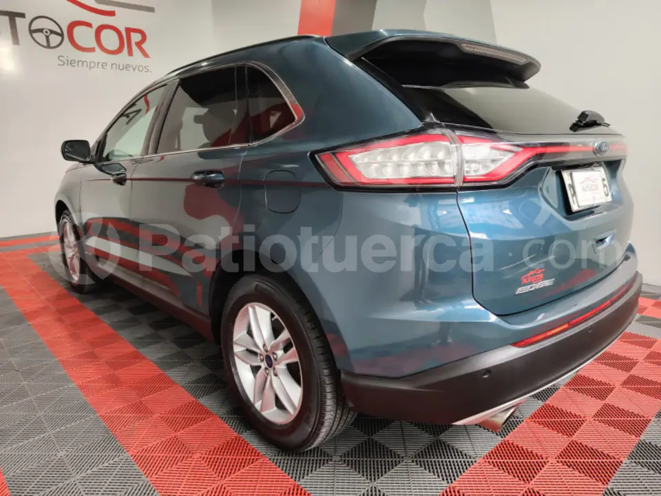Foto 24 de Ford Edge