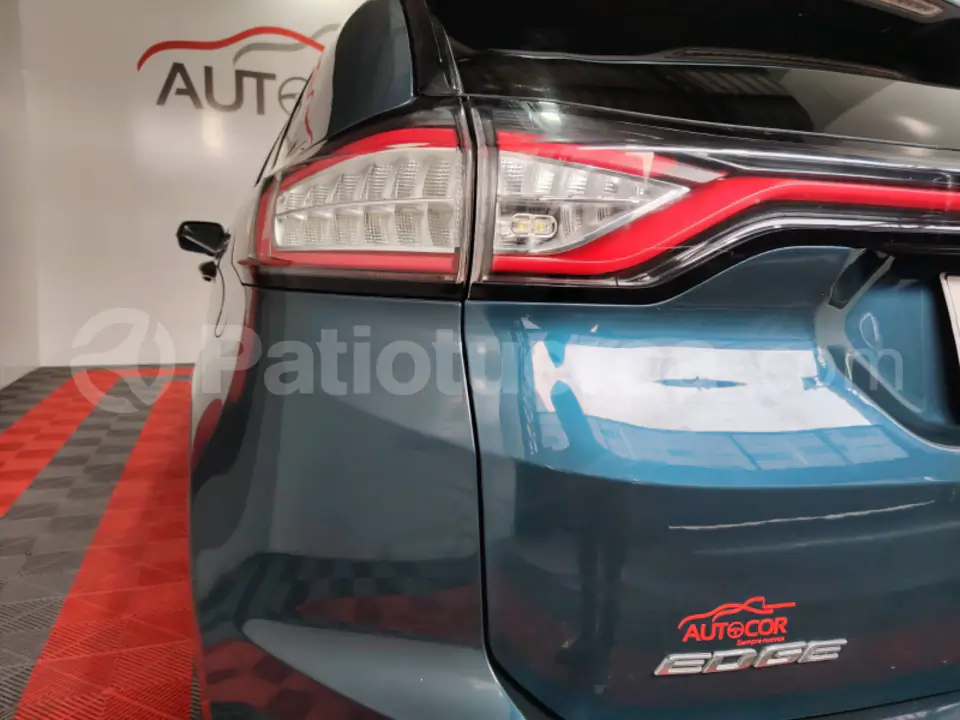 Foto 26 de Ford Edge