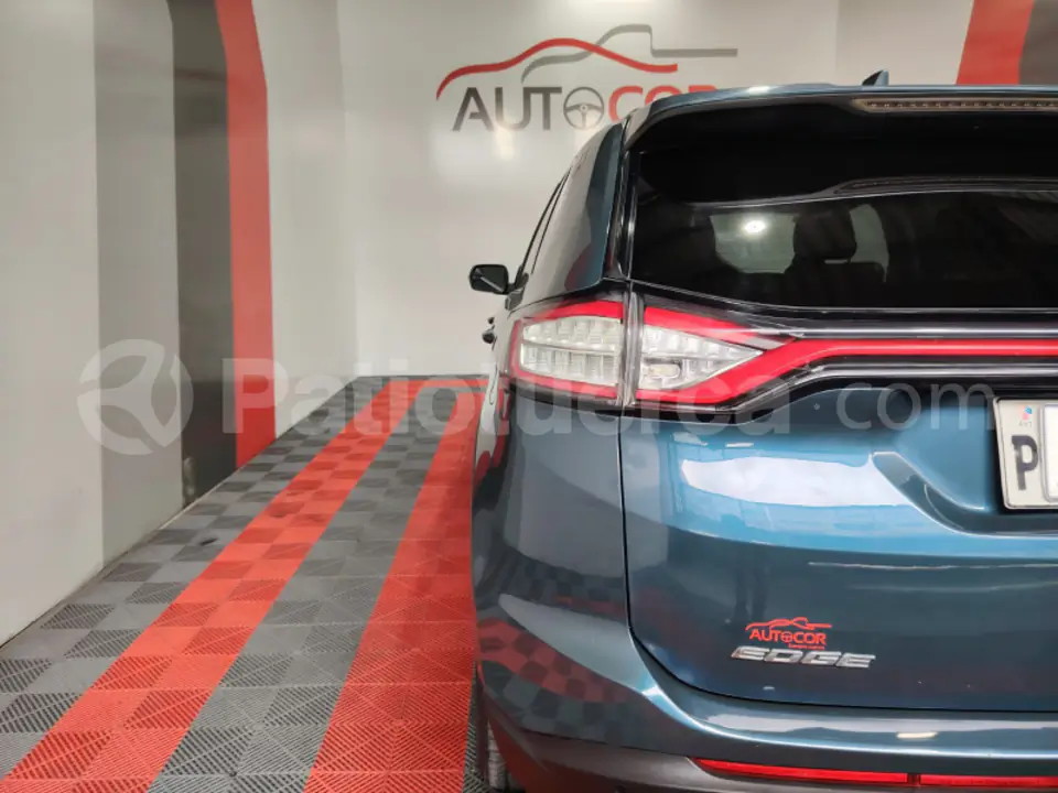 Foto 29 de Ford Edge
