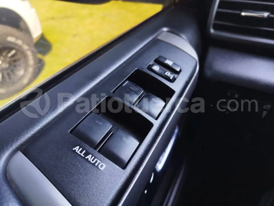 Foto 13 de Toyota 4Runner SR5