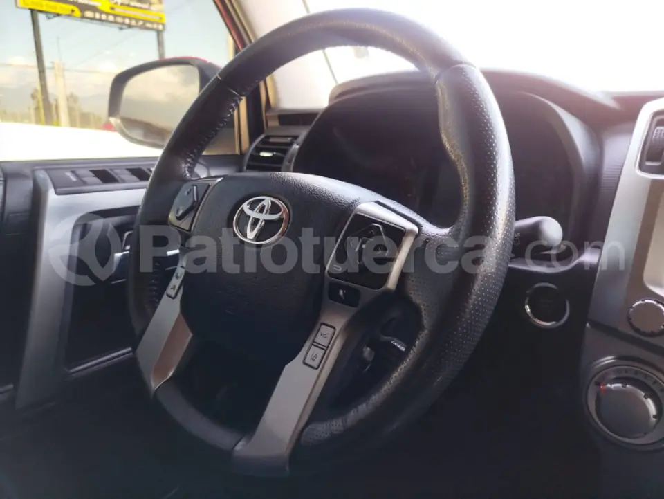 Foto 15 de Toyota 4Runner SR5