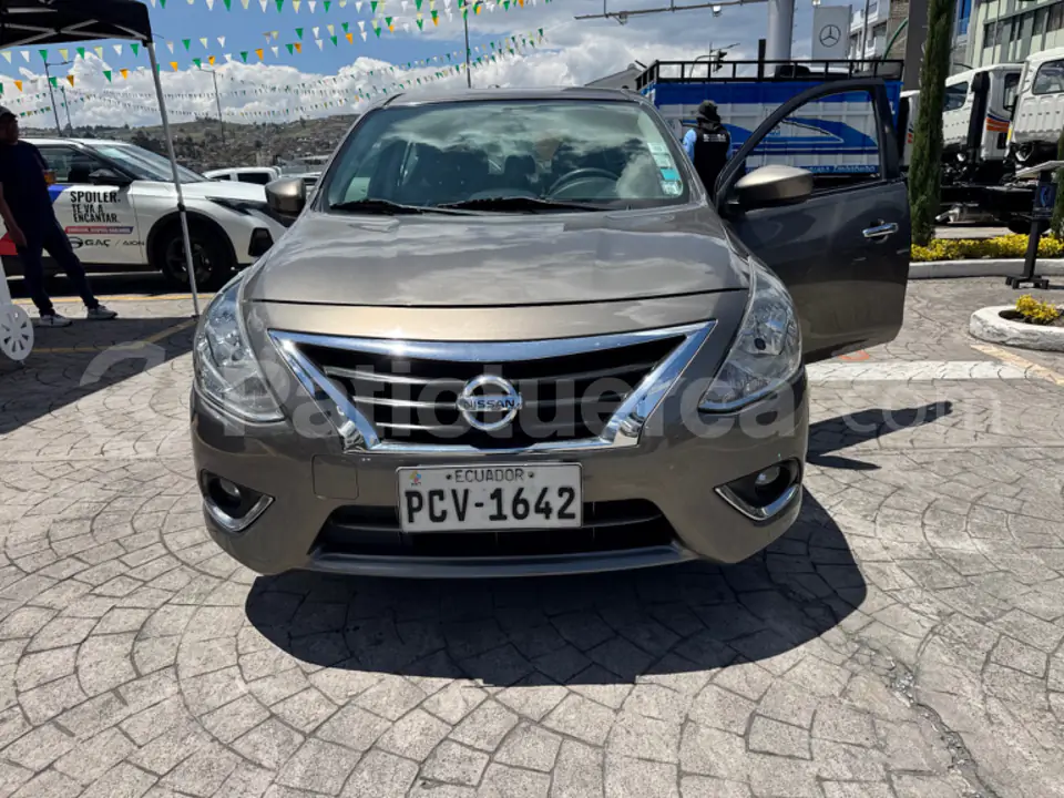 Foto 18 de Nissan Versa