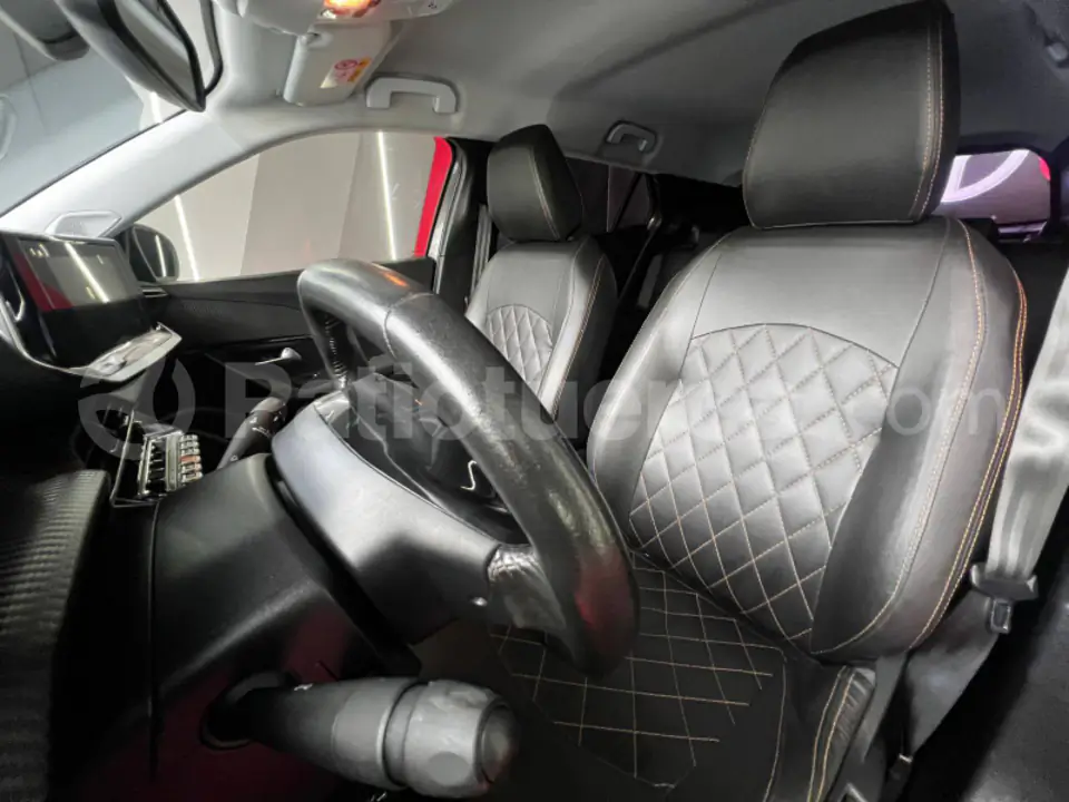 Foto 20 de Peugeot 2008 GT